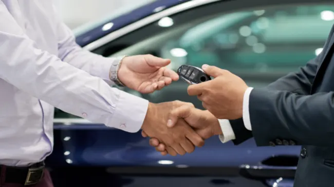 How Defection Data is Bridging the Dealership Conversion Gap