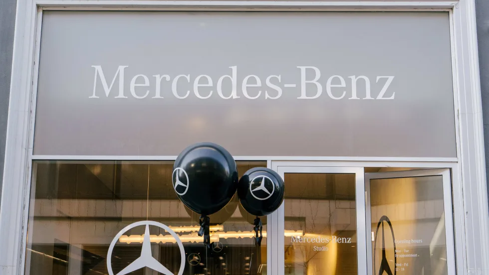 Photo of the front of a Mercedes studio location 