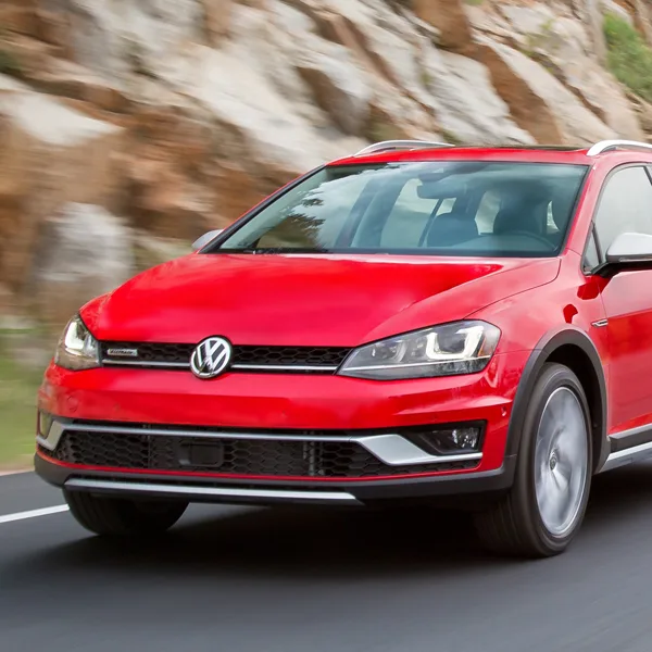 KBB: June New-Vehicle Sales Tracking at 4% Below a Year Ago
