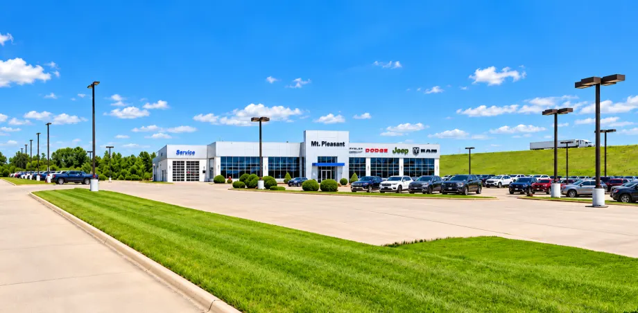 The outside of a Mt. Pleasant car dealership.