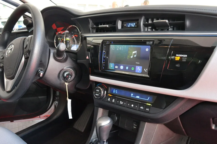 Pioneer Launches Five Affordable Multimedia Receivers