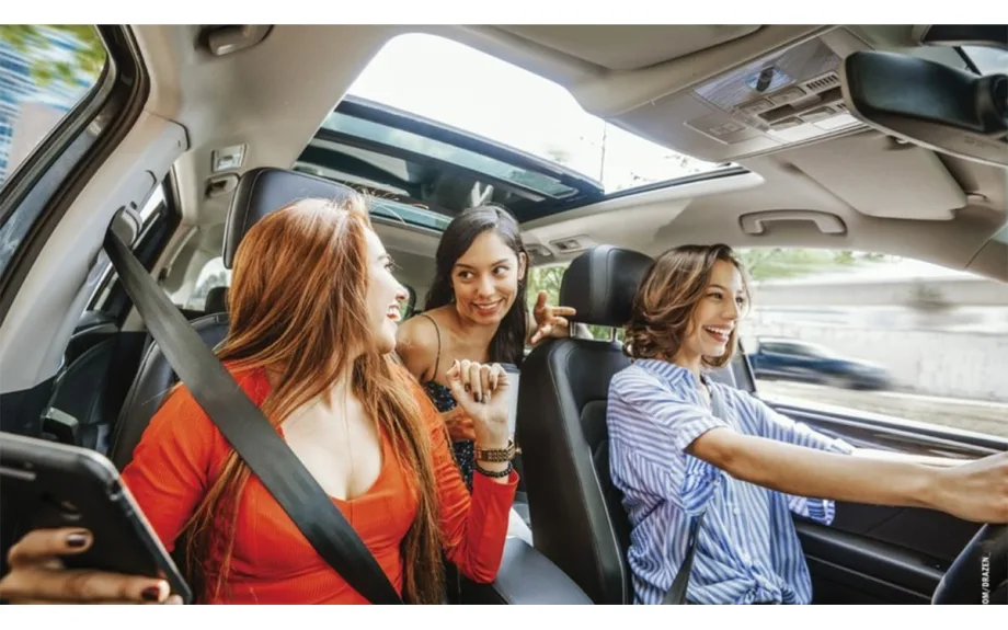 High-Tech, Soft-Touch Transactions for Gen Z in F&I