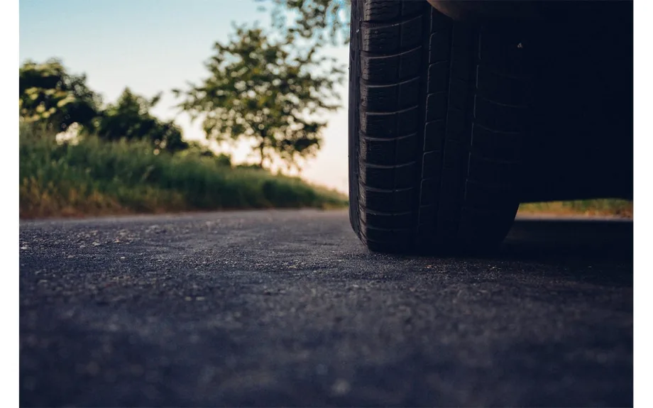 myKaarma Helps Improve Auto Dealer Tire Sales with TireProfiles, Hunter Engineering, & DealerTire Integrations