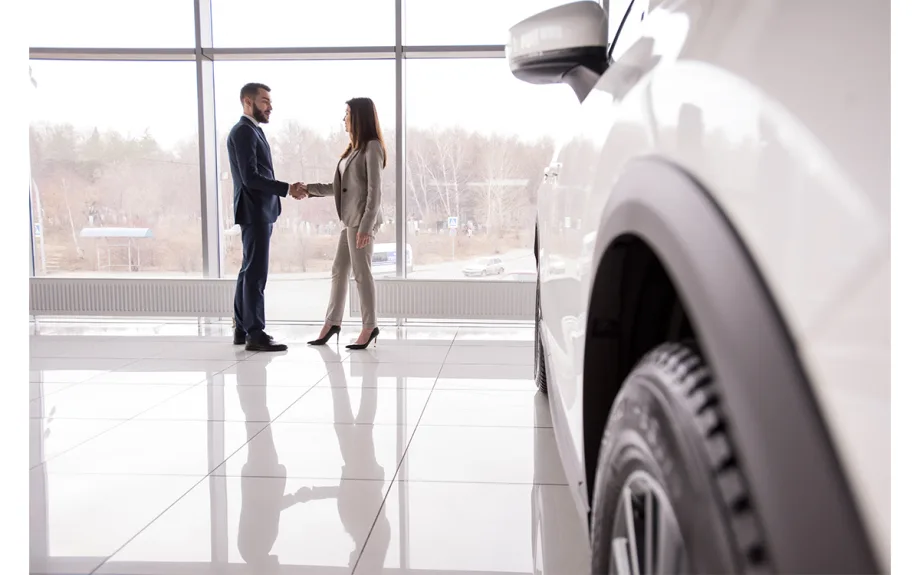 How Agents Build Trust in a Distrustful Industry 