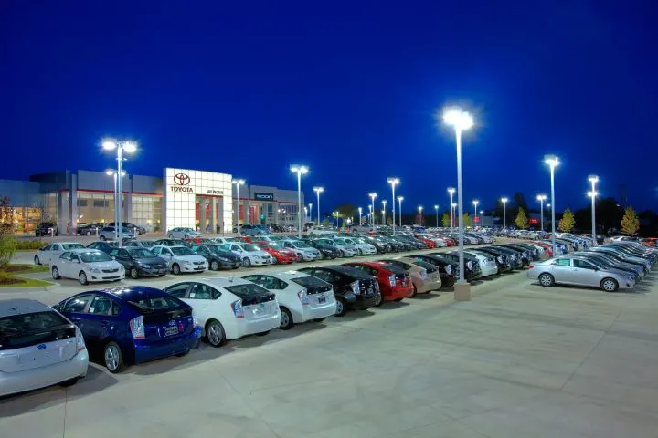 Illinois Dealership Traded