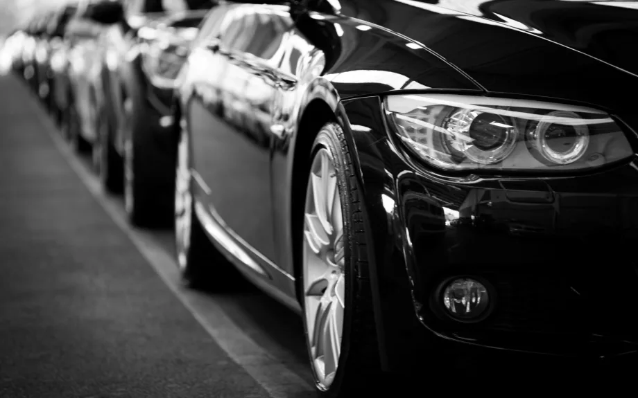 EU’s Automakers React to Tariff Deal
