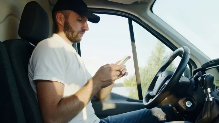 IIHS: Cameras, Telematics Could Shed Light on Driver Cell Use