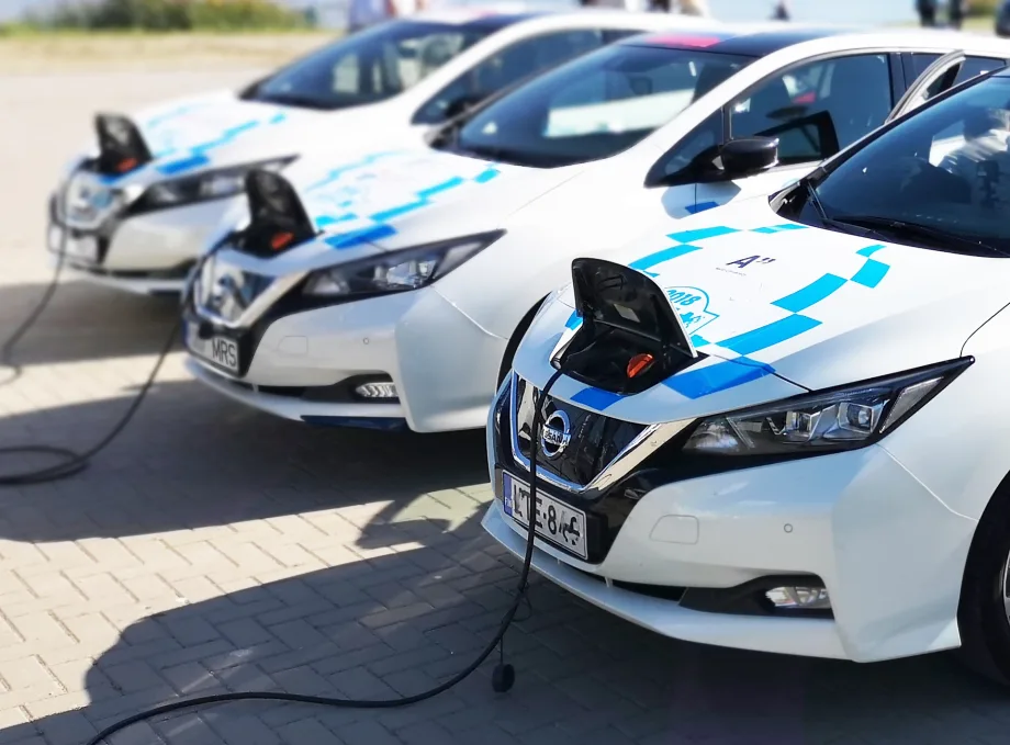 Nissan Ups Its EV Game