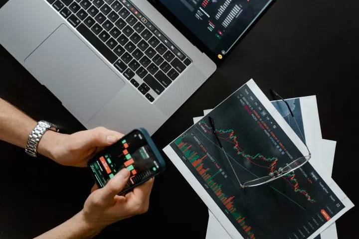 How Digital Marketing Propels the New Way to Sell Cars