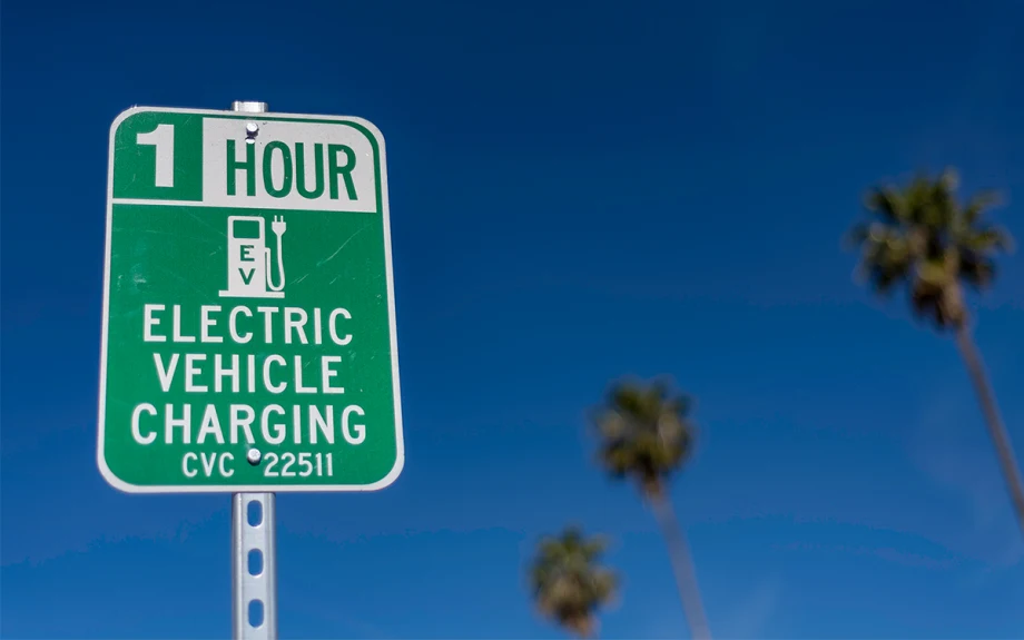 Japanese Industry Minister Questions U.S. EV Credits  