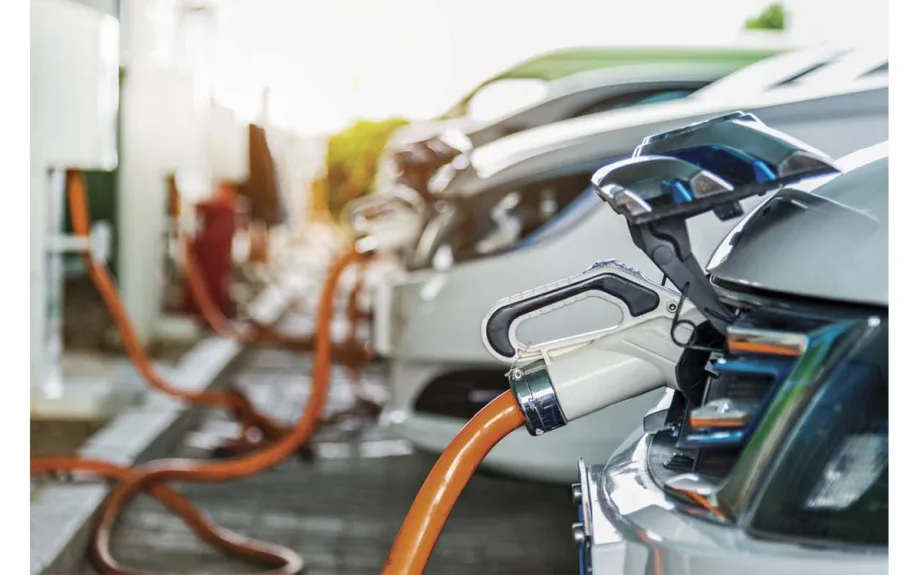 Lessors are Still Not Planning for the Shift to Electrification