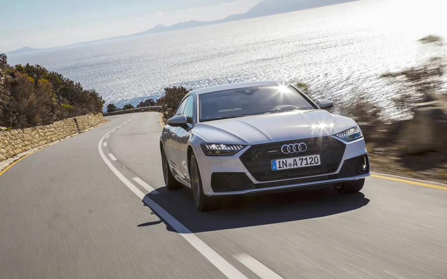 Report: Infotainment, Automation Boost New-Vehicle Appeal