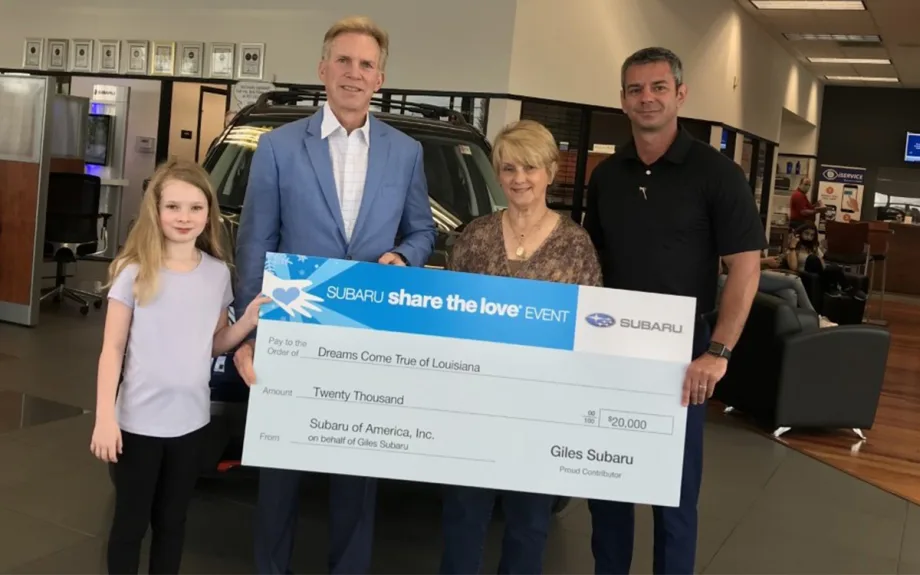 Giles Gives Back