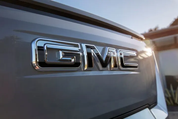 Tennessee Dealership Changes Hands