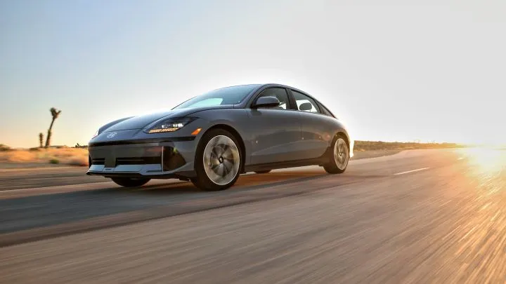Another Carmaker Gives Free Adapters