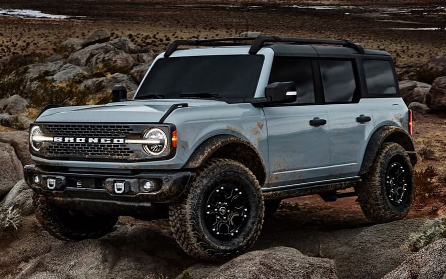 Kelley Blue Book Names Discontinued 2020 Models and 12 Best Cars Worth Waiting For in 2021