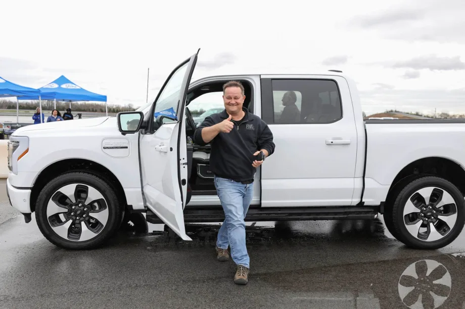 F-150 Lightning MotorTrend’s Truck of the Year