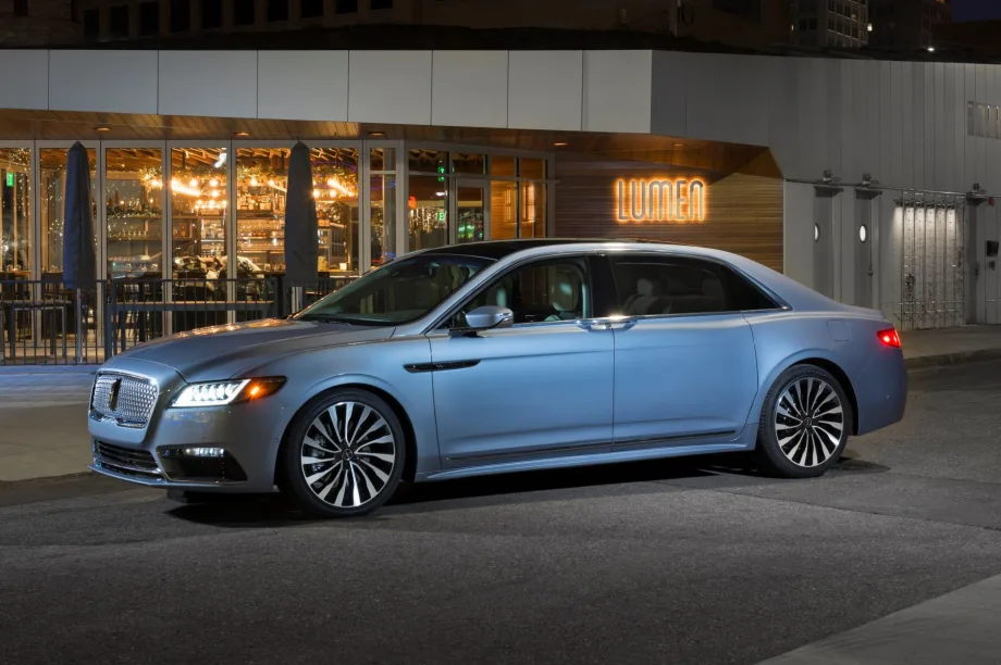 Big Chunk of Lincoln Dealers Onboard With EV Sales