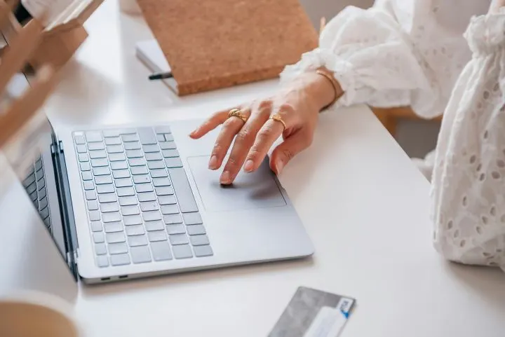From Clickstream to Showroom: Converting Online Shoppers