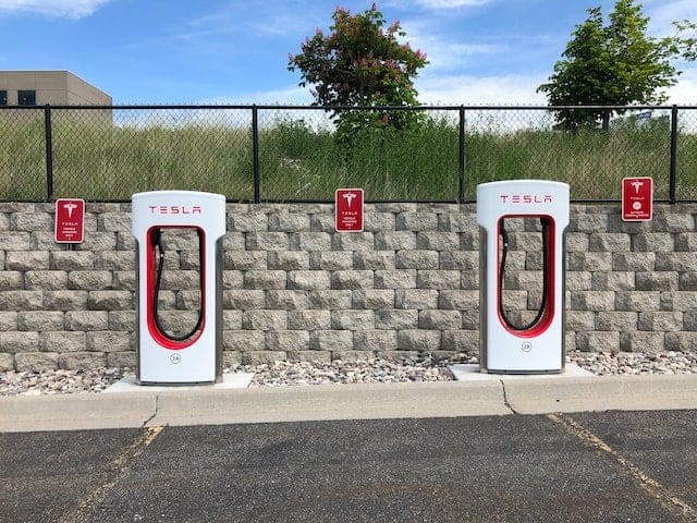 Hilton Partners With Tesla on EV Charging Network