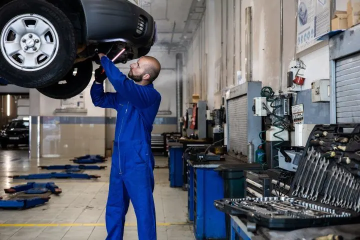 CNA National Launches EV-Specific Service Contract