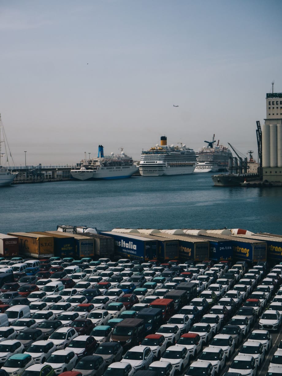 4 Ways Technology Improves Car-Shipping