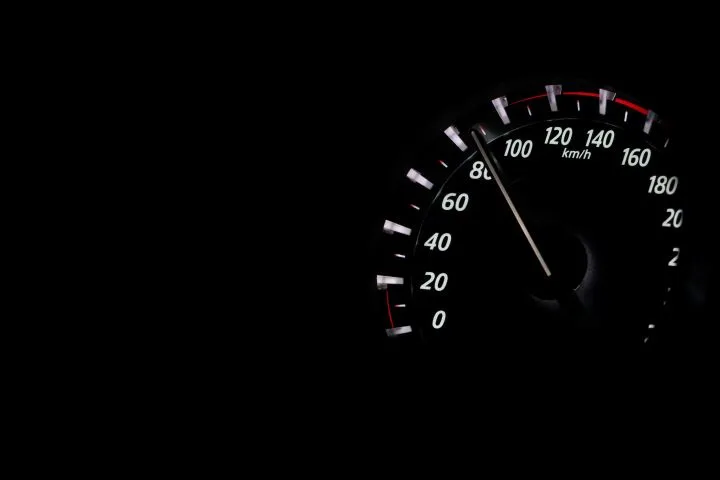 Most Drivers Would Accept Speed-Warning Tech