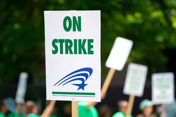 Unions in Detroit, South Korea Authorize Strikes