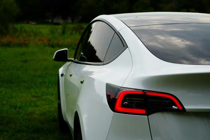 Teslas’ Summoning Probed