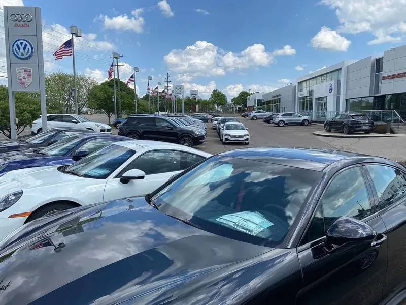 Cox and LMC put Days' Supply of Inventory Below 1 Million Vehicles