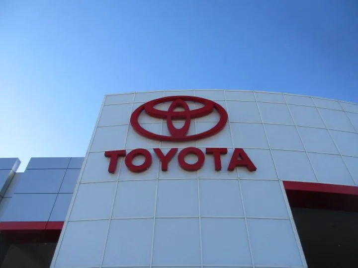 Auto Brands Hold the Line on Retention