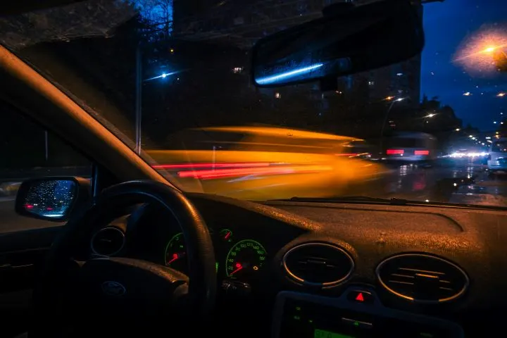 Auto Glass Repair Law Targets Fraud
